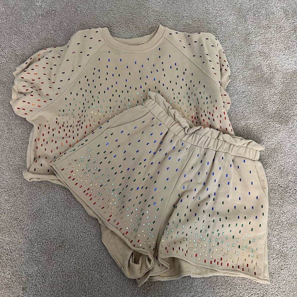 Queen of Sparkles Beige Rainbow Set
